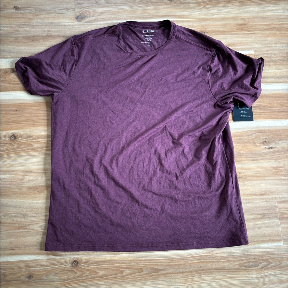 MENS XL ATHLETIC RED T-SHIRT NEW WITH TAGS